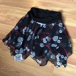 Stars City floral flowy skirt Sz M